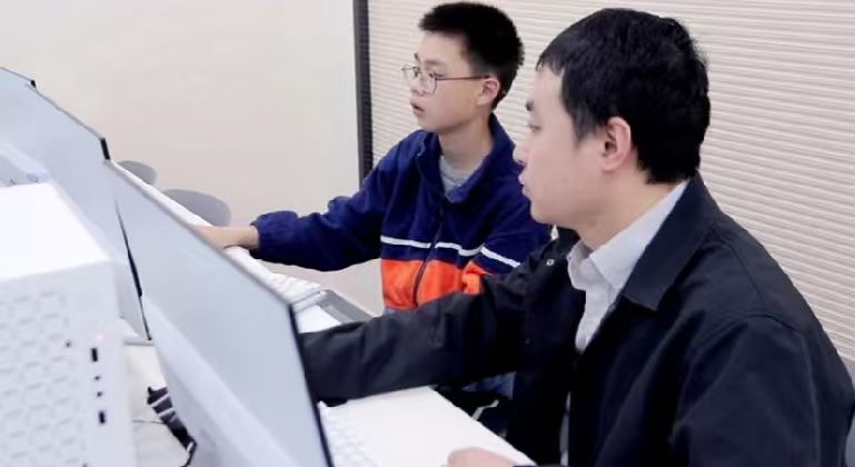 极晨科技老师一对一辅导
